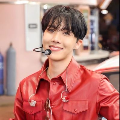 Profile Picture of Kim_Sambo (@KimSambo7) on Twitter