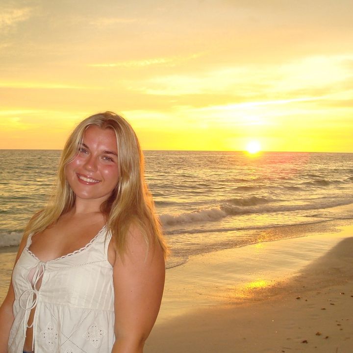 Profile Picture of madelynarmbruster (@madelynarmbruster) on Tiktok