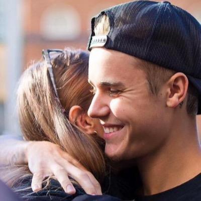 Profile Picture of ♛I'm A Hot Mess ♛ (@drewbiebs006) on Twitter