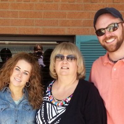 Profile Picture of Yvette McMahon (@mrsmac56) on Twitter