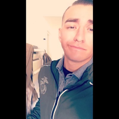 Profile Picture of Benjamin (@benny_chavez23) on Twitter