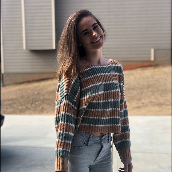 Profile Picture of Hayden Davis (@hhaydendavis) on Poshmark