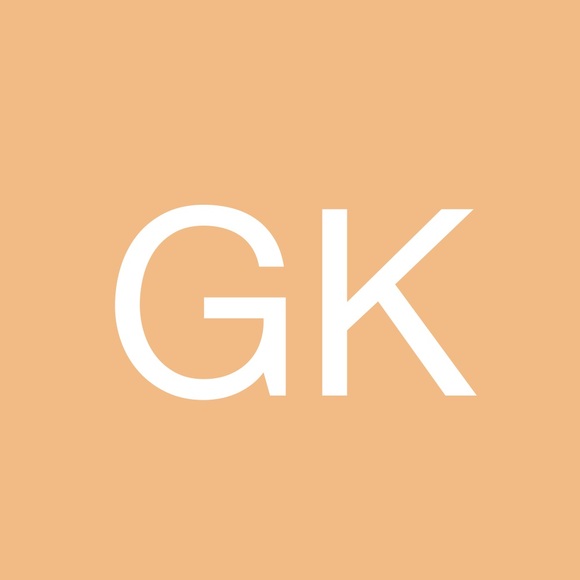 Profile Picture of Gloria Kellerhals (@gkellerhals) on Poshmark