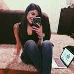 Profile Picture of Laurie Barrows (@lovelylauriexo) on Instagram