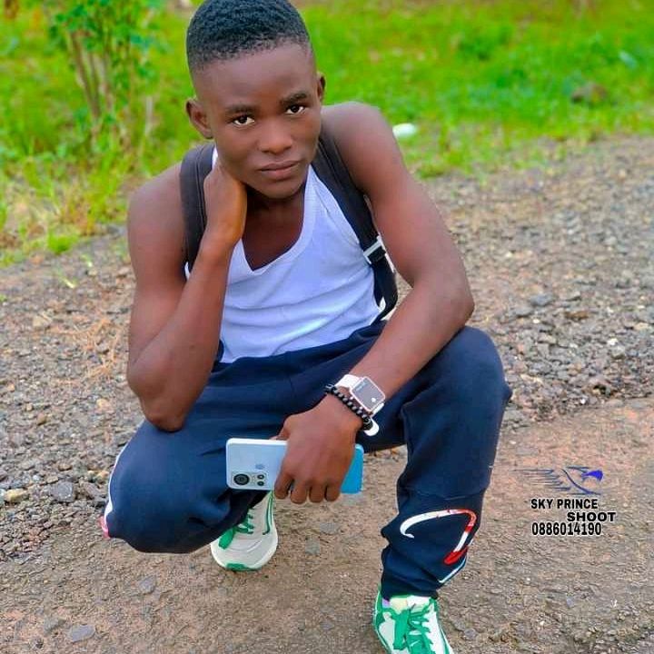 Profile Picture of robertsahr482 (@robertsahr3) on Tiktok