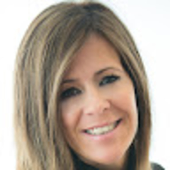 Profile Picture of Nathalie Lauzon (@natlauzon31) on Poshmark