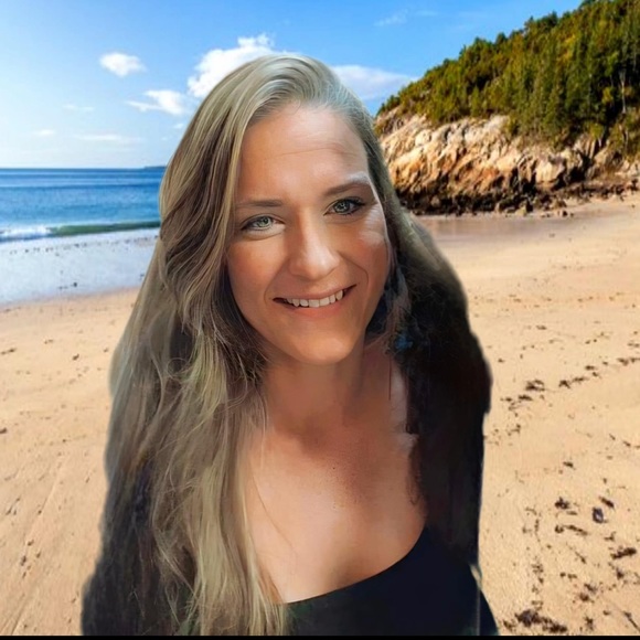 Profile Picture of Jessi Forchilli (@mrsforchilli) on Poshmark