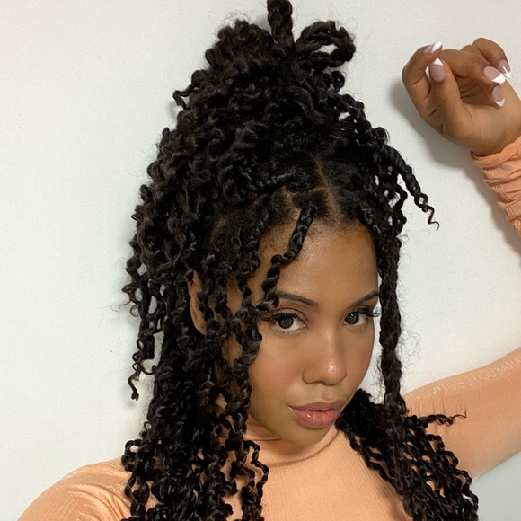 Profile Picture of Chante Gratton (@cshaniceg) on Poshmark