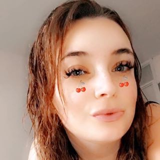 Profile Picture of Sharna Louise (@sharna.louise.7792) on Facebook