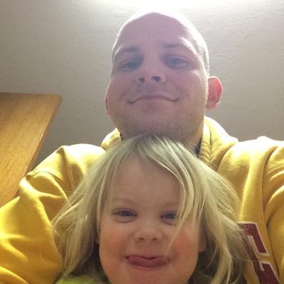 Profile Picture of Travis Hewitt (@ronwhite1305) on Twitter