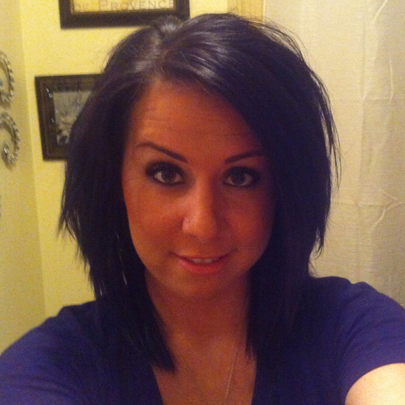 Chelsea Truppi - Poshmark Profile Picture of Chelsea Truppi (@ctruppi) on Poshmark