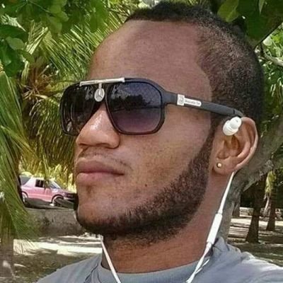 Profile Picture of Daniel Larock (@DanielLarock5) on Twitter