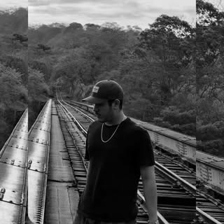 Profile Picture of Andrew Fonseca (@fonseca_andrew) on Instagram