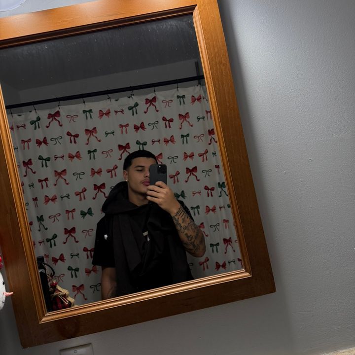 Profile Picture of Isaiah (@curlyyy.zah) on Tiktok