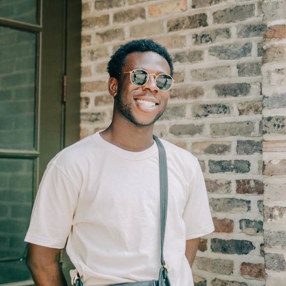 Profile Picture of Ayo Ayokanmbi (@toksayo) on Poshmark