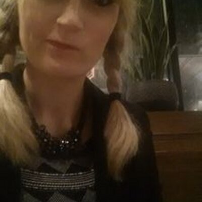 Profile Picture of Jean Hughes (@neniecakes) on Twitter