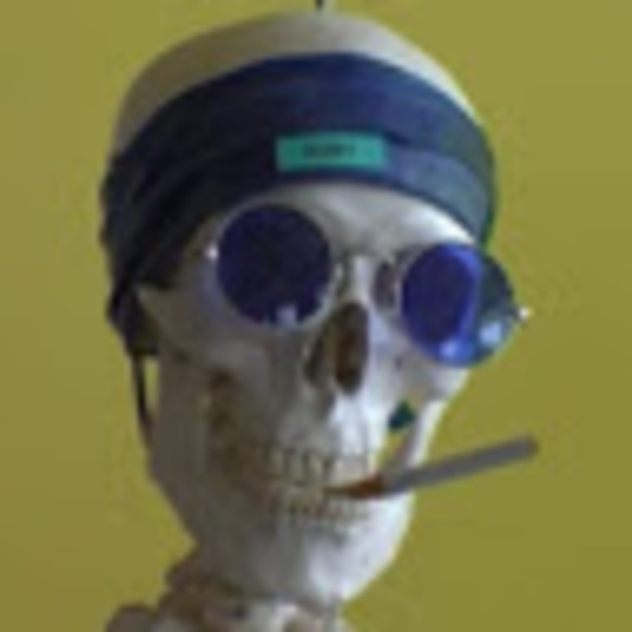 Kurt Kaleido - Poshmark Profile Picture of Kurt Kaleido (@gurpinkurt) on Poshmark