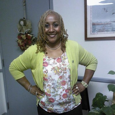 Profile Picture of Sharon McDonald McDaniel (@akasoror1908) on Twitter