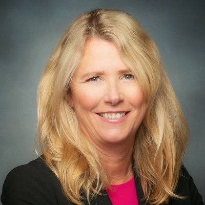 Profile Picture of Diane Ott (@ott2yoga) on Twitter