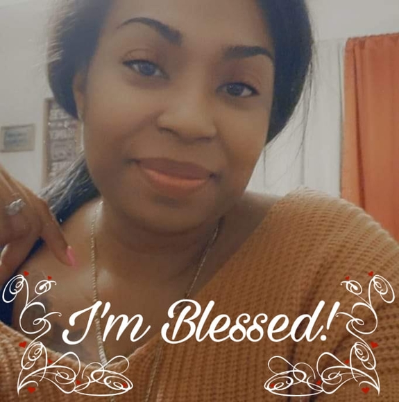 Profile Picture of Yolanda Curry (@yolandacurry23) on Poshmark