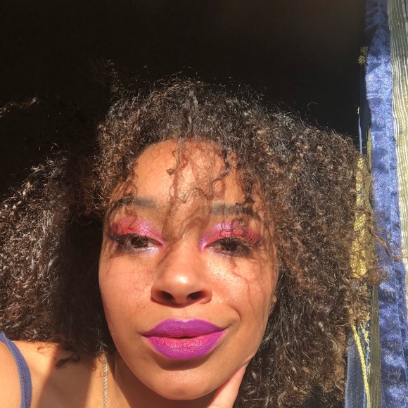 Profile Picture of Kenali Averette (@keekzz11) on Poshmark