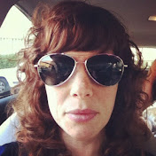 Profile Picture of Heather Hansen (@heatherjazzhands) on Youtube