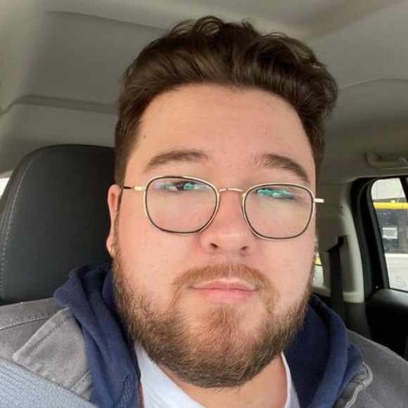 Profile Picture of Joseph Camiré (@jcami1997) on Poshmark