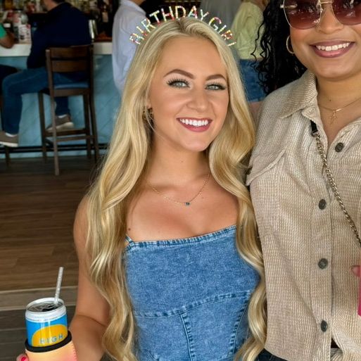 Profile Picture of Toni (@tonirigsb) on Tiktok