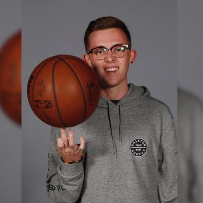 Profile Picture of Brad Henderson (@bradly711) on Twitter