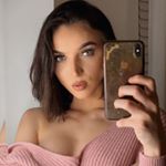 Profile Picture of 𝖘𝖆𝖒𝖎𝖗𝖆 𝖍𝖚𝖘𝖎𝖈 (@samira.husic) on Instagram