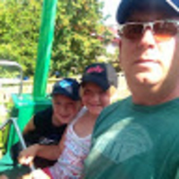 Profile Picture of Dave Perry (@lyndave2013) on Poshmark