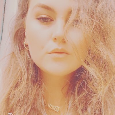 Profile Picture of Danielle Murray (@daniellemurray_) on Twitter