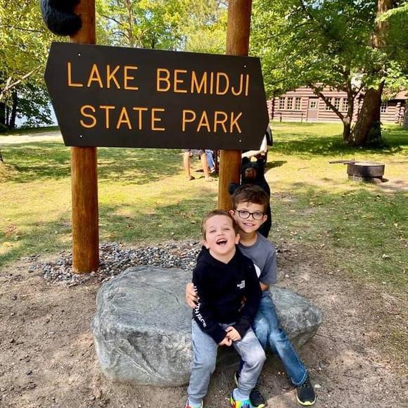 Profile Picture of Vanessa Parrott (@ness1986) on Poshmark