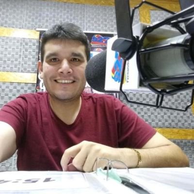Profile Picture of JuanCA Santacruz (@SantaCruzPy) on Twitter