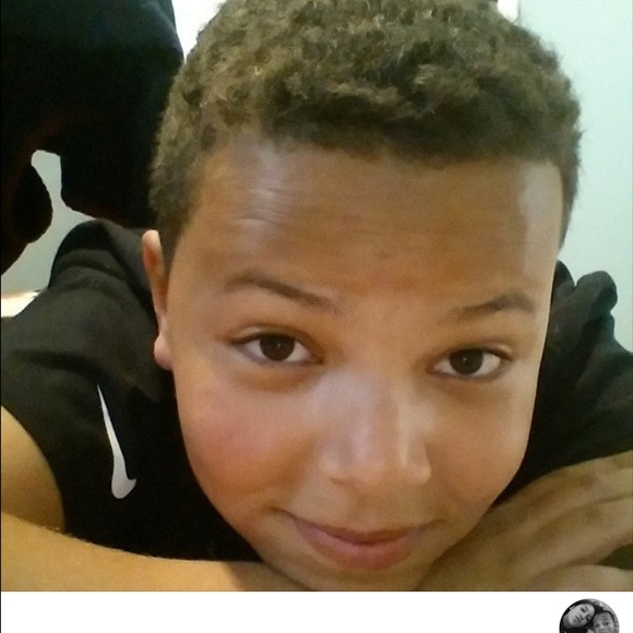 Profile Picture of Elijah Vaughner (@vaughner) on Poshmark