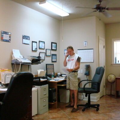 Profile Picture of Jeff Comfort (@jeffcmfrt) on Twitter