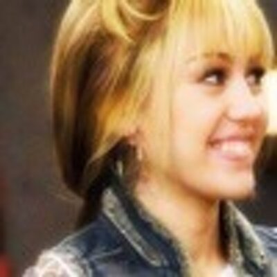 Profile Picture of Maude Richardson (@MaudeRosalind) on Twitter