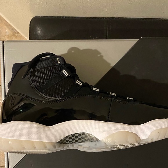 Profile Picture of Daniel Jerez (@deonlepard14) on Poshmark