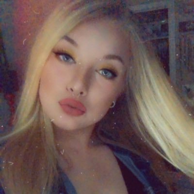 Profile Picture of Jess Sweeney (@SweeneyJess_) on Twitter