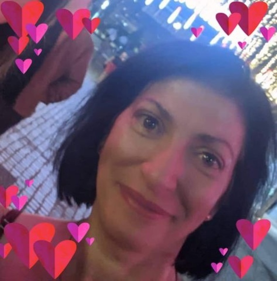 Profile Picture of Joanne Pullicino (@joannepatti) on Poshmark