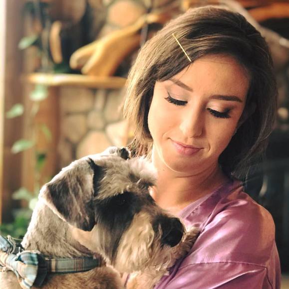 Profile Picture of Carly Schmidt (@carly_schmidt) on Poshmark