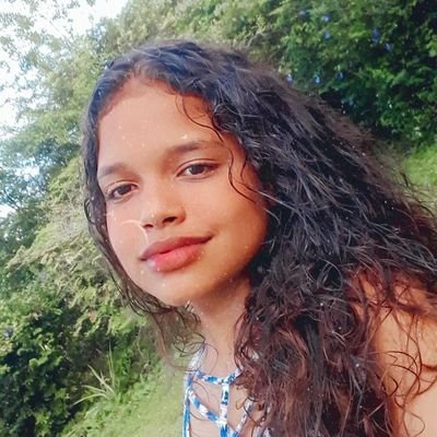 Profile Picture of Milleny Claire (@MillenySousa12) on Twitter