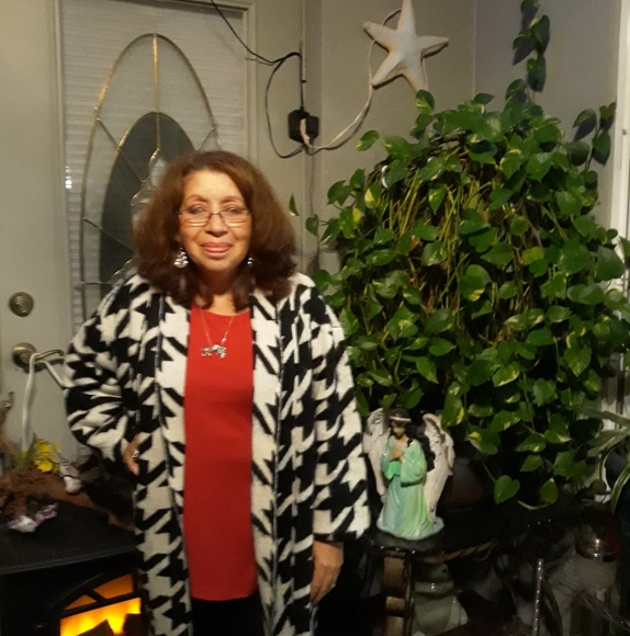 Profile Picture of Sandra Mcgrath (@sim1220) on Poshmark