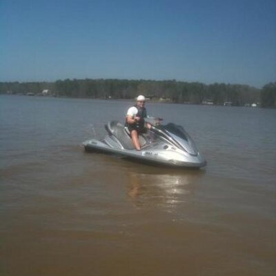 Profile Picture of Tom Baranowski (@Whargarrbl) on Twitter