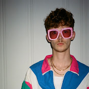 Profile Picture of Jonny Thompson (@jonnyezra) on Youtube