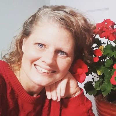 Profile Picture of Jaime Lyn Moy (@JaimeLynMoy) on Twitter