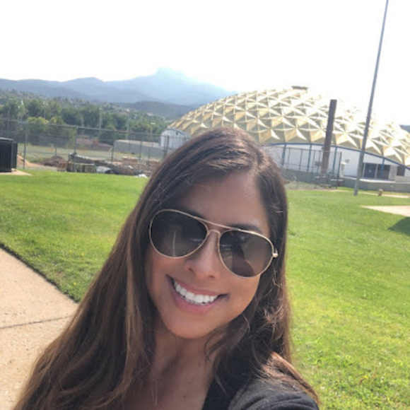 Profile Picture of Monica Jessen (@monicaleajessen) on Poshmark