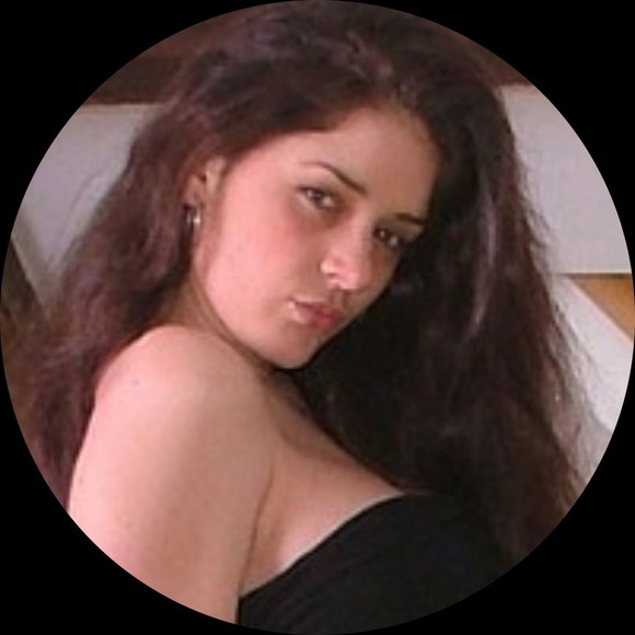 Profile Picture of Paula Burdziakowski (@celeron2244) on Poshmark