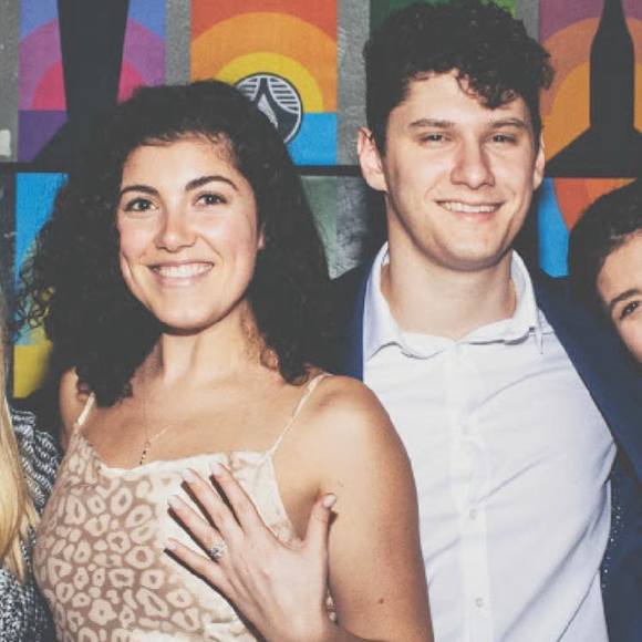 Profile Picture of Anthony Robb (@anthonyrobb) on Poshmark