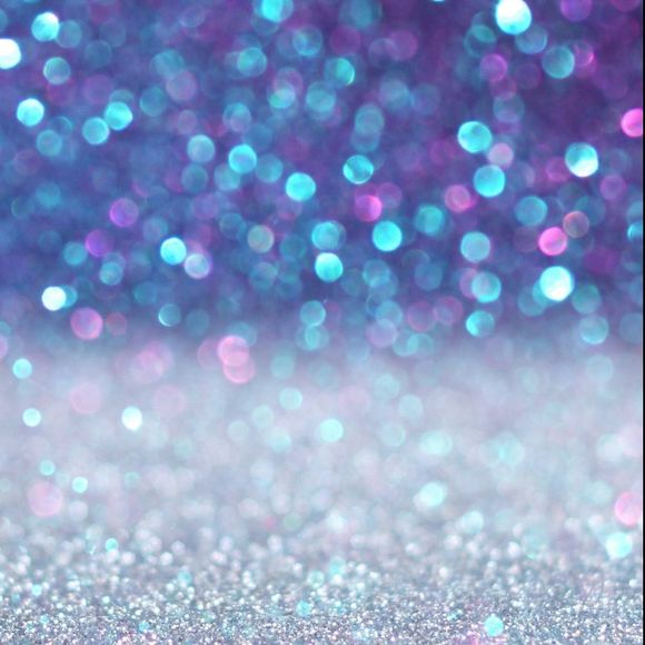 Profile Picture of Nicole Meuret (@meuret7911) on Poshmark